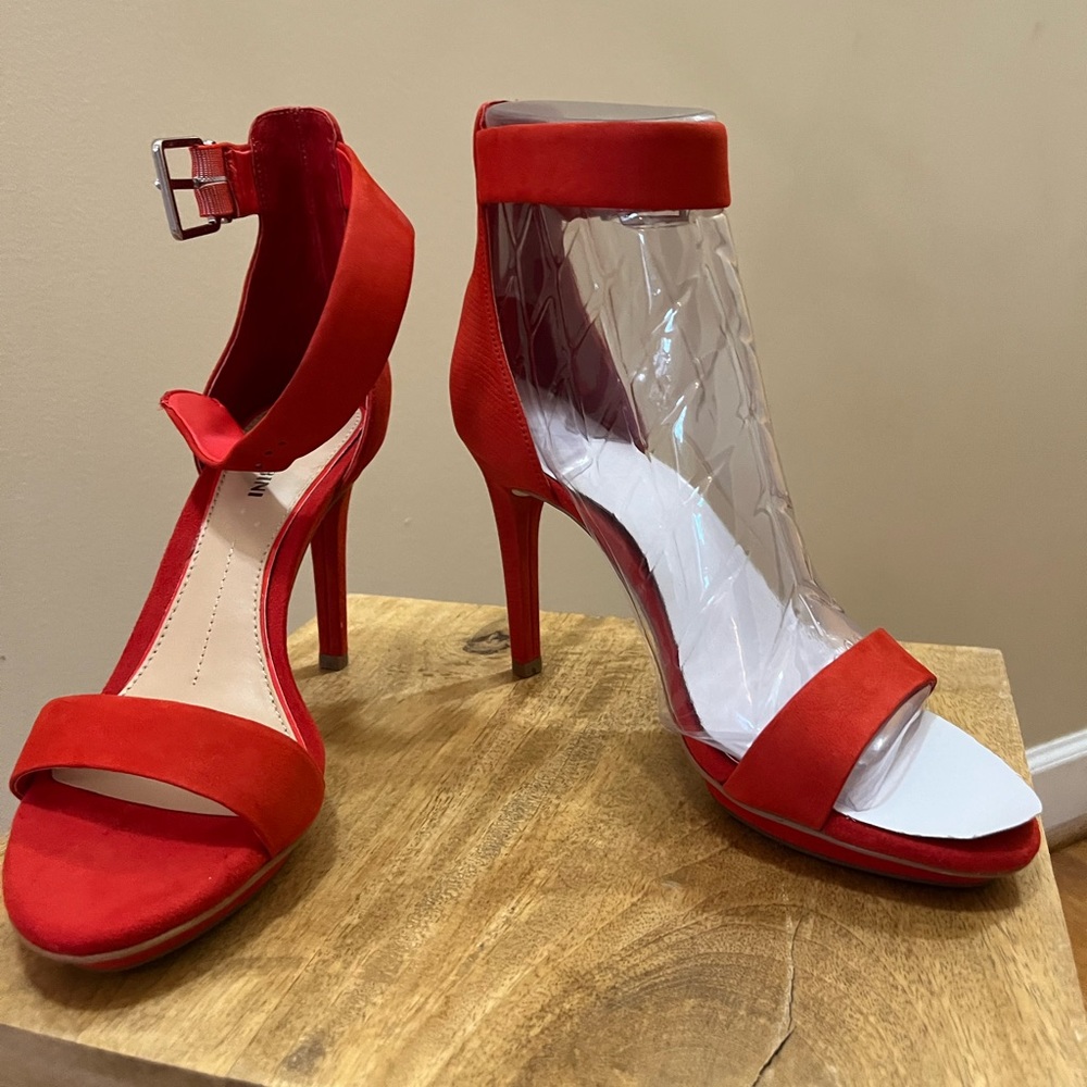 Gianni Bini sandal heels New w/o tags